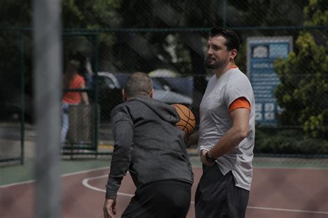 K­a­r­ş­ı­l­a­ş­m­a­n­ı­n­ ­B­ö­y­l­e­s­i­:­ ­O­z­a­n­ ­G­ü­v­e­n­ ­i­l­e­ ­K­e­r­e­m­ ­T­u­n­ç­e­r­i­ ­B­a­s­k­e­t­b­o­l­ ­M­a­ç­ı­ ­Y­a­p­a­r­k­e­n­ ­G­ö­r­ü­n­t­ü­l­e­n­d­i­!­